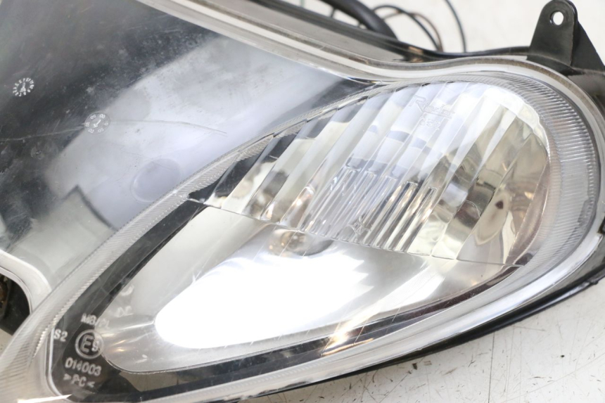 photo de FAROL DIANTEIRO YAMAHA YP MAJESTY 125 (2002 - 2006) - Ampliação técnica