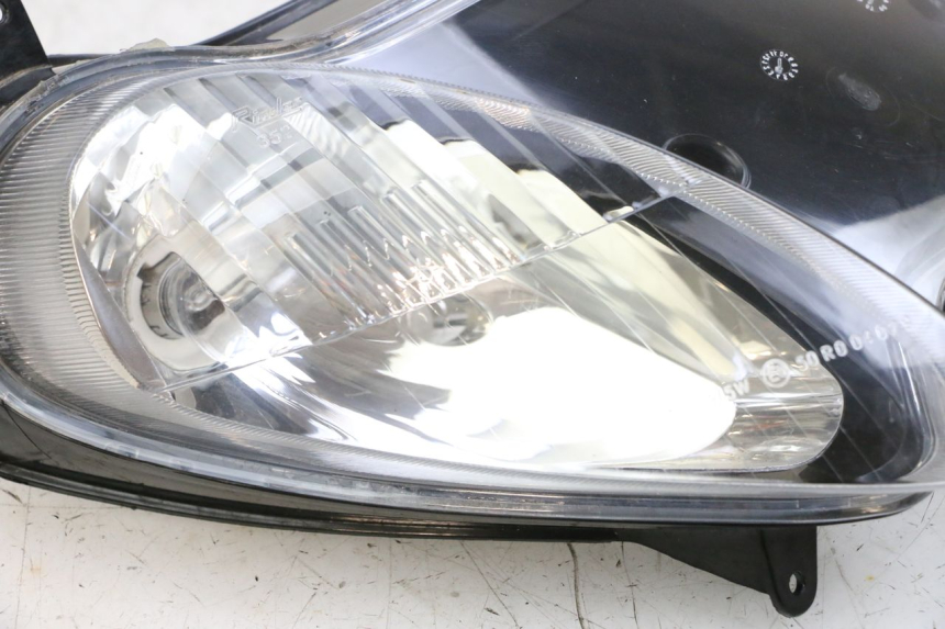 photo de FAROL DIANTEIRO YAMAHA YP MAJESTY 125 (2002 - 2006) - Estado da superfície