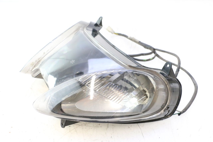 photo de FAROL DIANTEIRO YAMAHA YP MAJESTY 125 (1998 - 2001) - Outro ângulo de visão