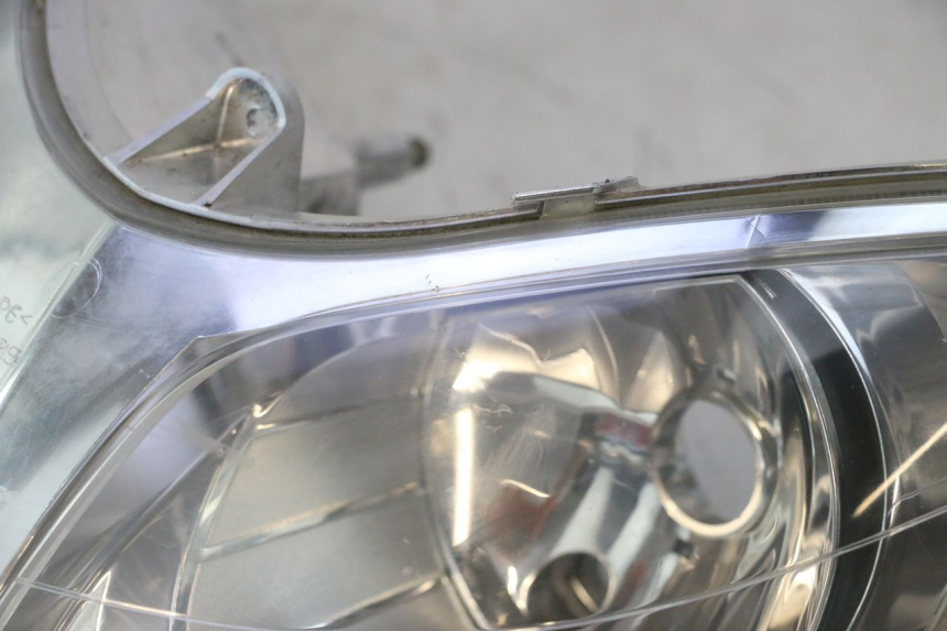 photo de FAROL DIANTEIRO YAMAHA YP MAJESTY 125 (2007 - 2010) - Marcações e referências