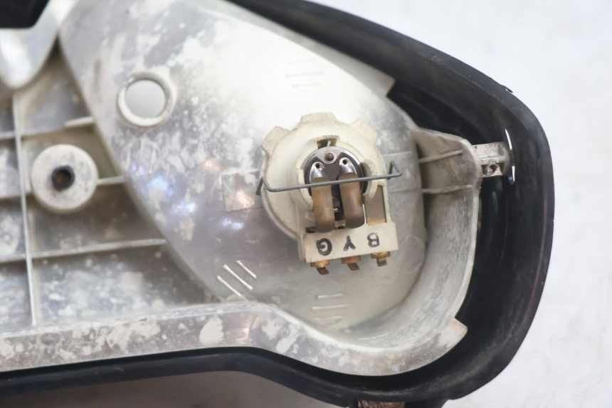 photo de FAROL DIANTEIRO YAMAHA YP MAJESTY 125 (2002 - 2006) - Marcações e referências