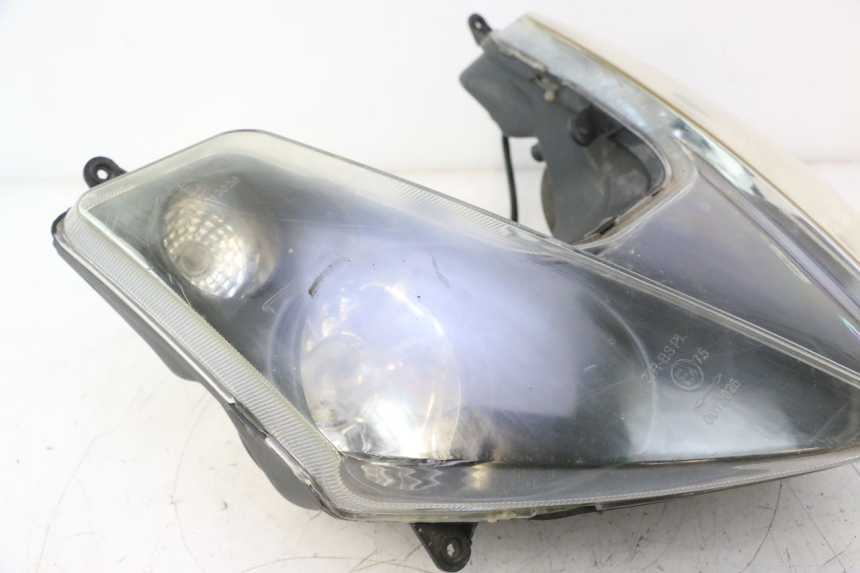 photo de FAROL DIANTEIRO YIYING YY50QT-6 50 - Marcações e referências