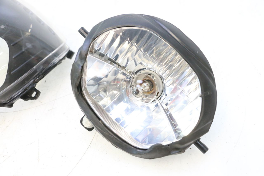 photo de FAROL DIANTEIRO PIAGGIO ZIP 2T 50 (2009 - 2019) - Estrutura - ampliação