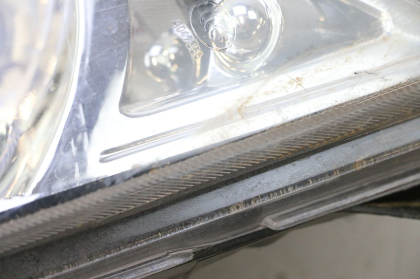 photo de FAROL DIANTEIRO UNIVERSAL BIKE ZN50QT-11B 50 (2018 - 2021) - Ampliação dos componentes