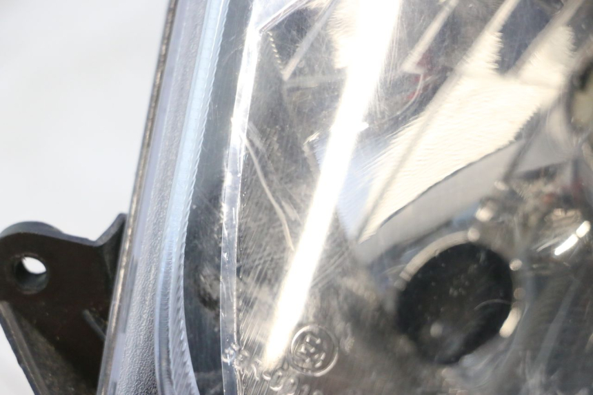 photo de FAROL DIANTEIRO UNIVERSAL BIKE ZN50QT-11B 50 (2018 - 2021) - Imagem adicional