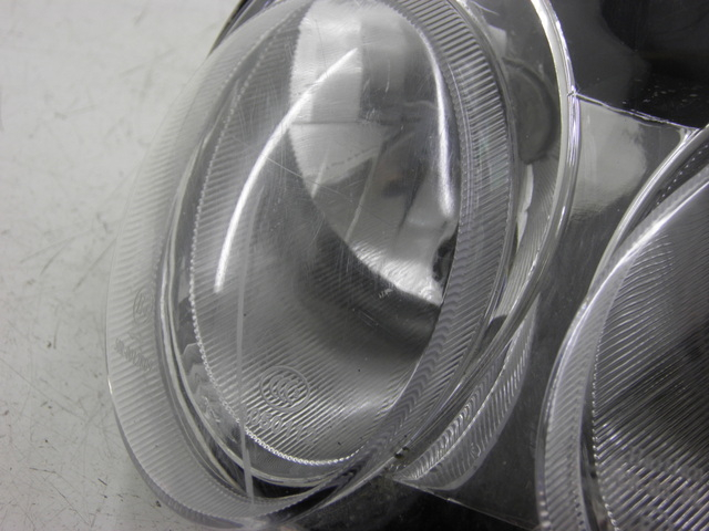 photo de FAROL DIANTEIRO ZNEN ZN50QT-Q 50 (2010 - 2012) - Pontos de fixação