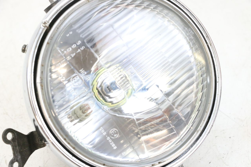 photo de FAROL DIANTEIRO KAWASAKI ZR 7 750 (1999 - 2004) - Pontos de fixação
