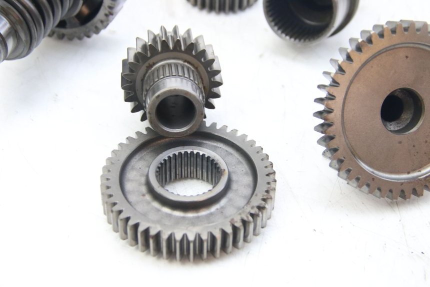photo de ENGRENAGEM DE TRANSMISSÃO SUZUKI BURGMAN 650 (2002 - 2004) - Detalhe da peça