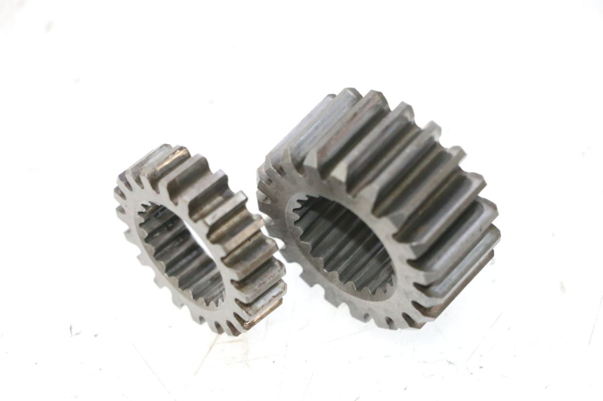 photo de ENGRENAGEM DE TRANSMISSÃO HONDA CB TWO FIFTY 250 (1991 - 2002) - Detalhe da peça
