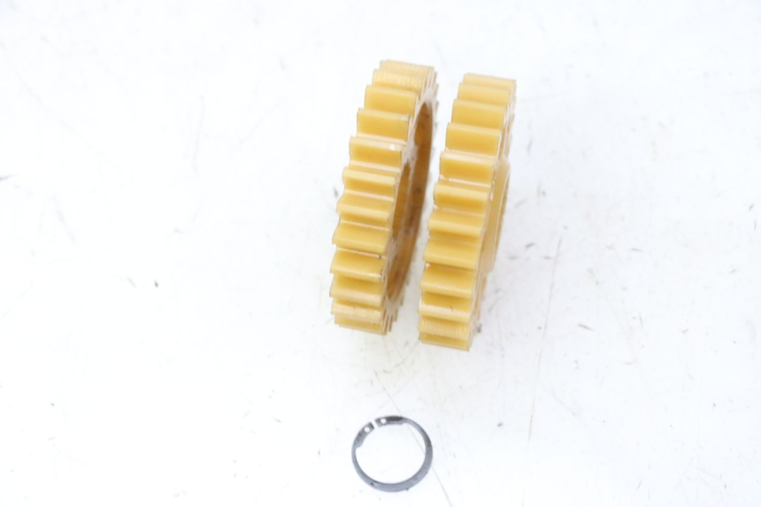 photo de ENGRENAGEM DE TRANSMISSÃO APRILIA ETX 125 (1998 - 2002) - Outro ângulo de visão