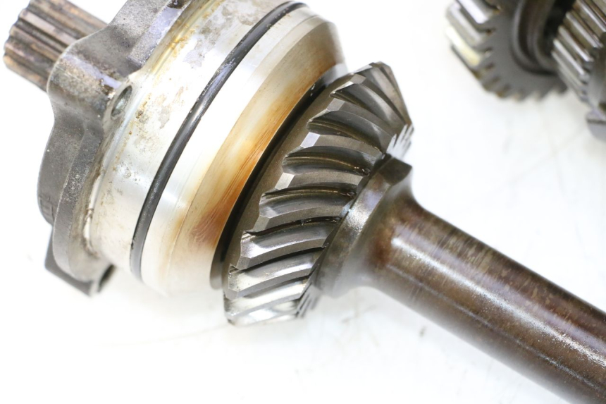 photo de ENGRENAGEM DE TRANSMISSÃO YAMAHA FJR 1300 (2001 - 2005) - Pontos de fixação