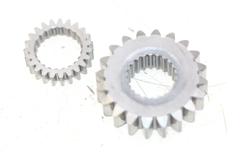 photo de ENGRENAGEM DE TRANSMISSÃO KAWASAKI KX 85 (2001 - 2013) - Detalhe da peça