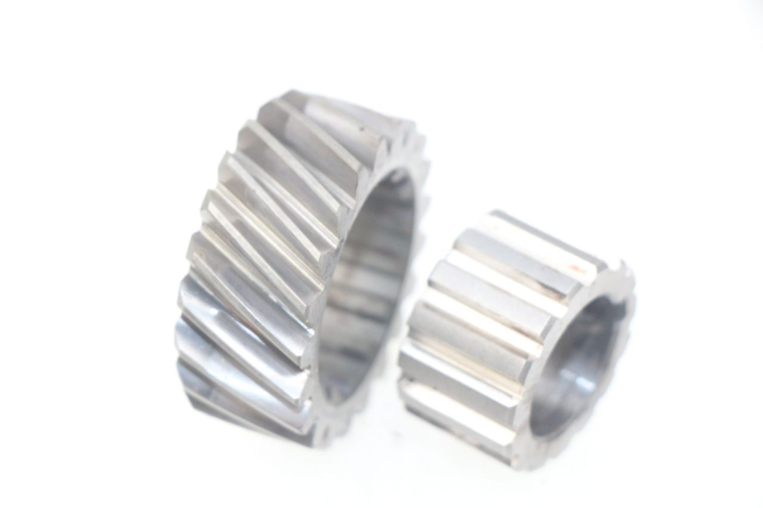 photo de ENGRENAGEM DE TRANSMISSÃO YAMAHA PW 80 (1983 - 2014) - Zoom do estado de desgaste
