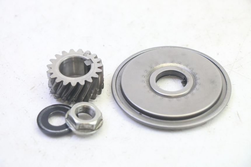 photo de ENGRENAGEM DE TRANSMISSÃO YAMAHA TTR 125 (2000 - 2020) - Detalhe da peça
