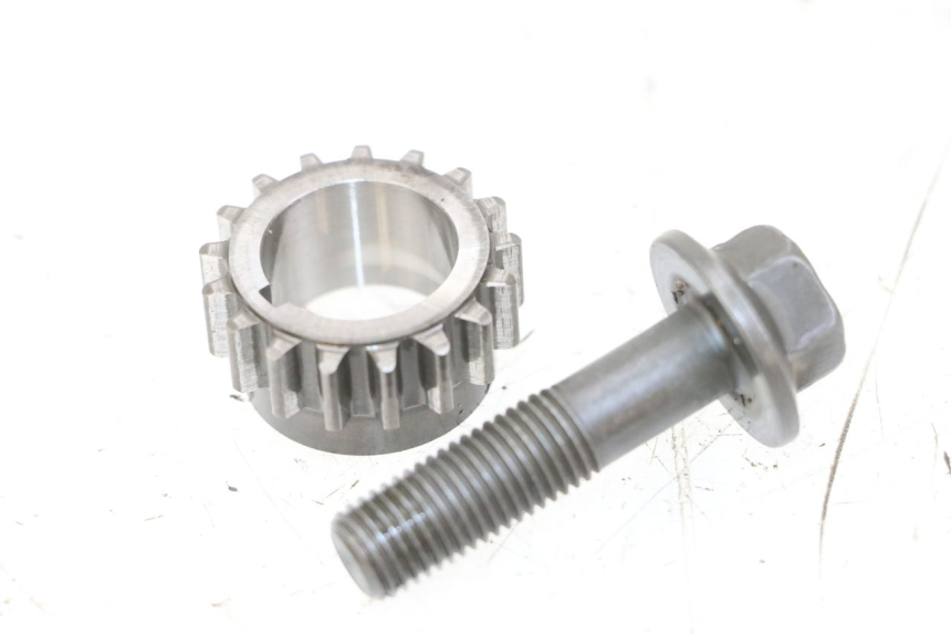 photo de ENGRENAGEM DE TRANSMISSÃO YAMAHA FZ1 FAZER 1000 (2007 - 2009) - Detalhe da peça