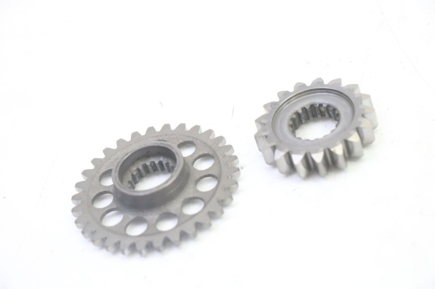 photo de ENGRENAGEM DE TRANSMISSÃO YAMAHA YZ-F YZF 250 (2014 - 2018) - Zoom do estado de desgaste