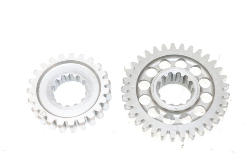 photo de ENGRENAGEM DE TRANSMISSÃO YAMAHA YZF YZ-F 450 (2014 - 2016) - Zoom do estado de desgaste