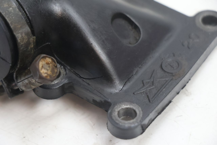 photo de TUBO DE ADMISSÃO MBK BOOSTER SPIRIT 50 (1996 - 1999) - Detalhe da peça