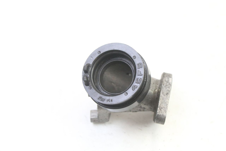 photo de TUBO DE ADMISSÃO SUZUKI BURGMAN 125 (2007 - 2014) - Ampliação técnica