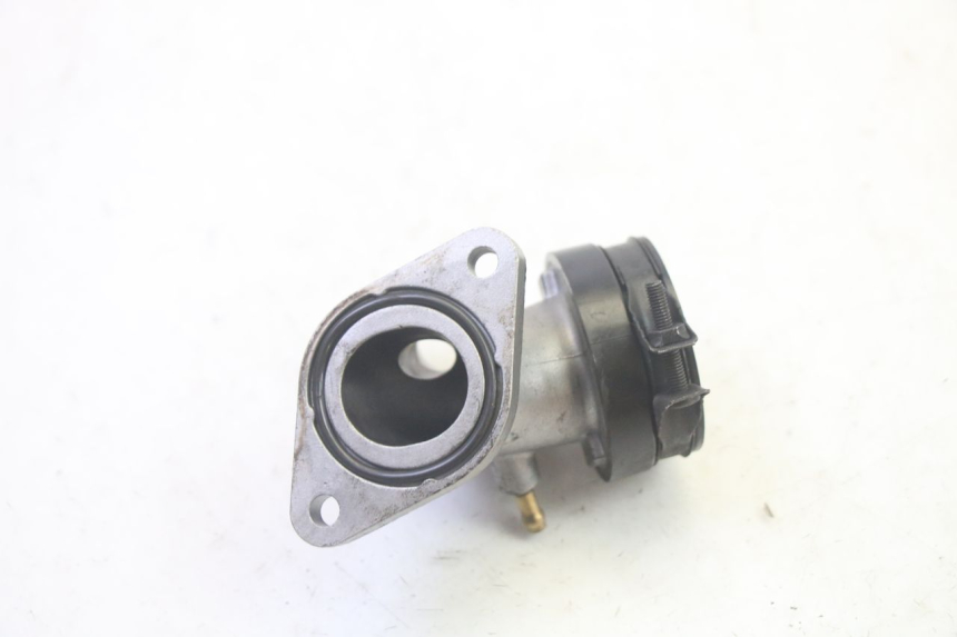 photo de TUBO DE ADMISSÃO SUZUKI BURGMAN 125 (2007 - 2014) - Vista geral