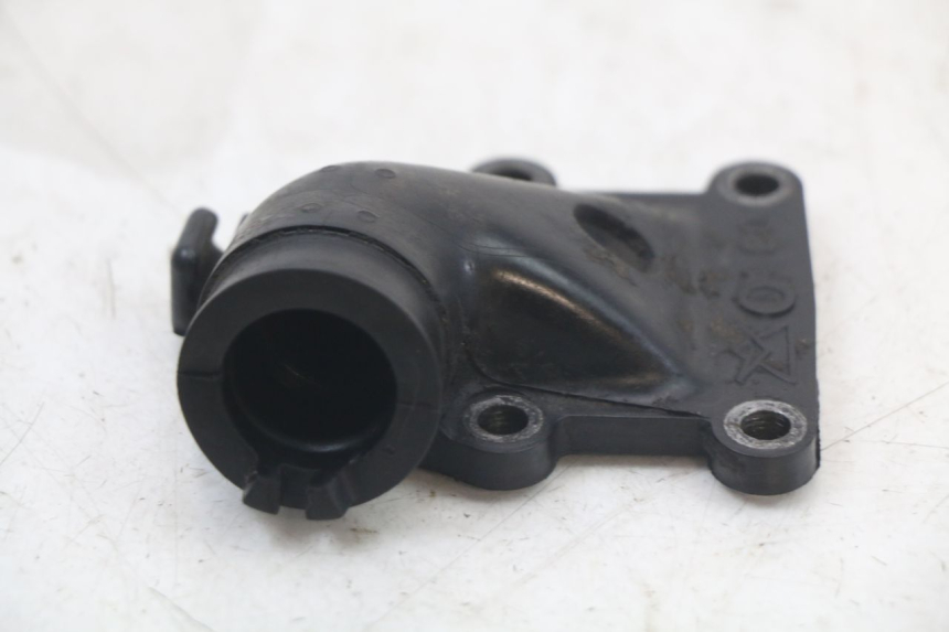 photo de TUBO DE ADMISSÃO YAMAHA BW'S 50 (2004 - 2017) - Zoom do estado de desgaste