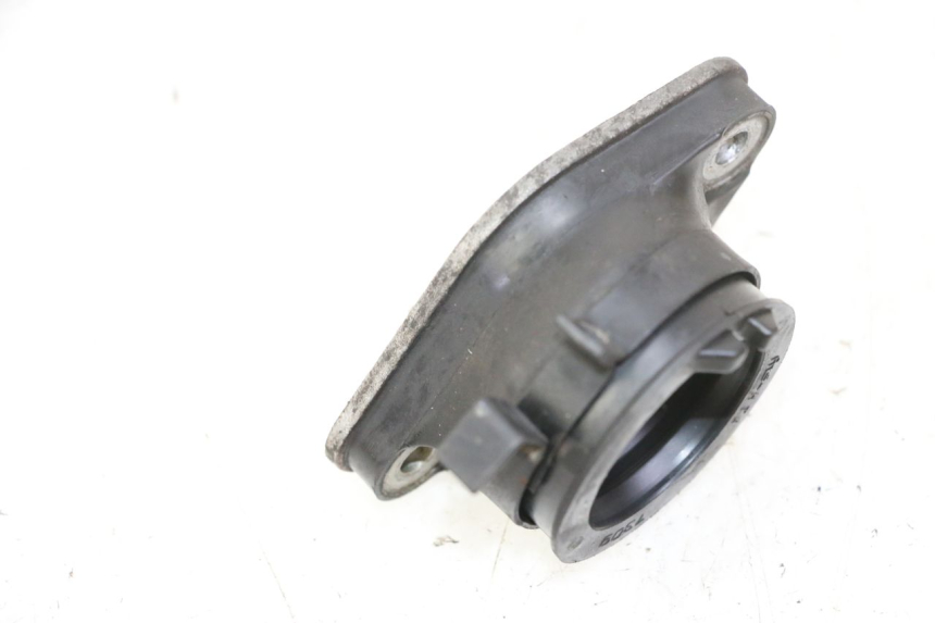 photo de TUBO DE ADMISSÃO HONDA CBF 125 (2009 - 2015) - Zoom do estado de desgaste