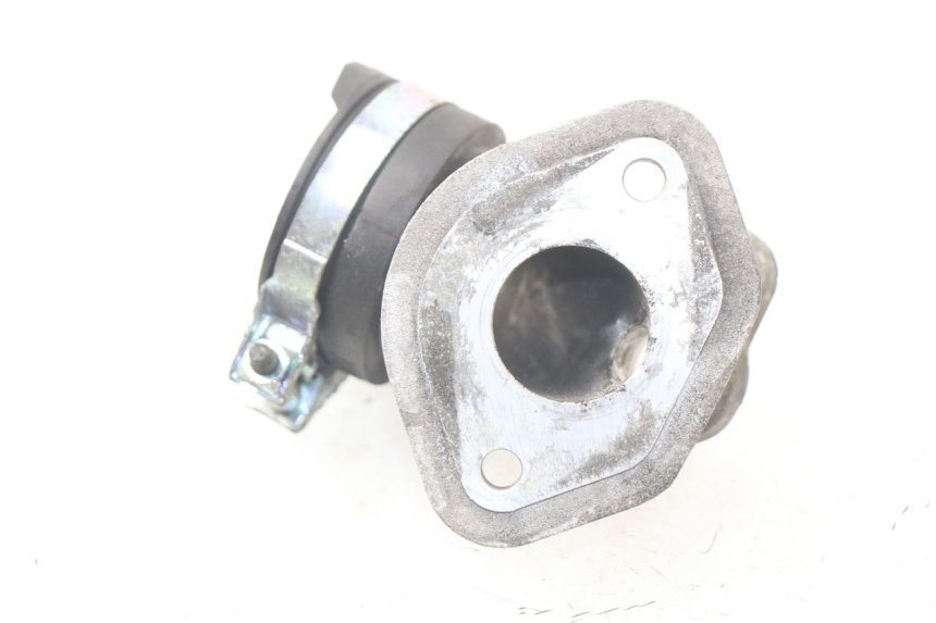 photo de TUBO DE ADMISSÃO YAMAHA CYGNUS X INJECTION 125 (2007 - 2013) - Detalhe da peça