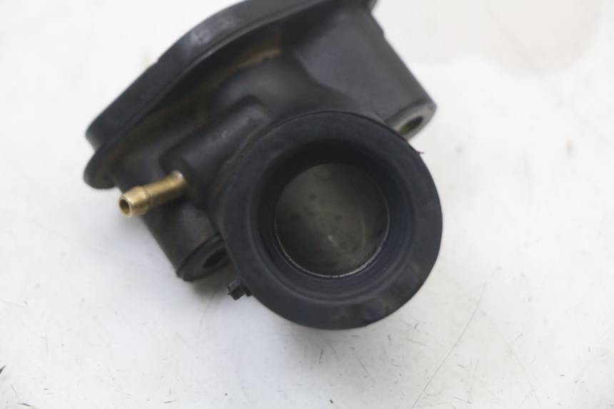 photo de TUBO DE ADMISSÃO LONGJIA DIGITA 4T 50 (2019 - 2022) - Zoom do estado de desgaste