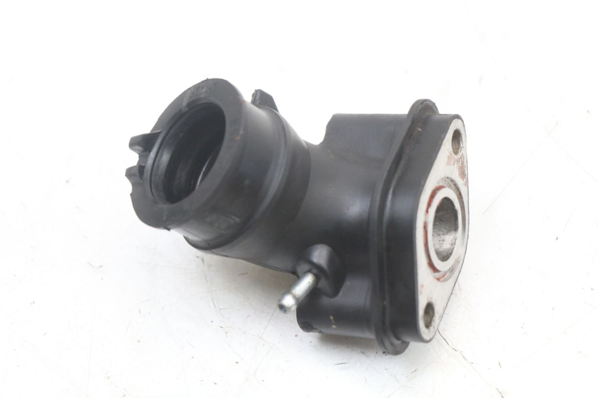photo de TUBO DE ADMISSÃO KYMCO DINK 4T 50 (2007 - 2018) - Outro ângulo de visão