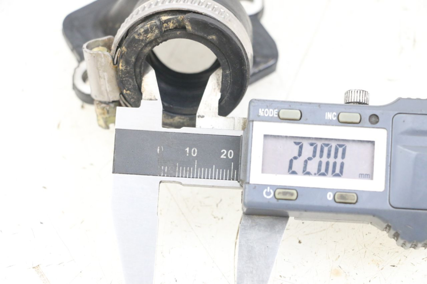 photo de TUBO DE ADMISSÃO GILERA DNA 50 (2000 - 2007) - Outro ângulo de visão