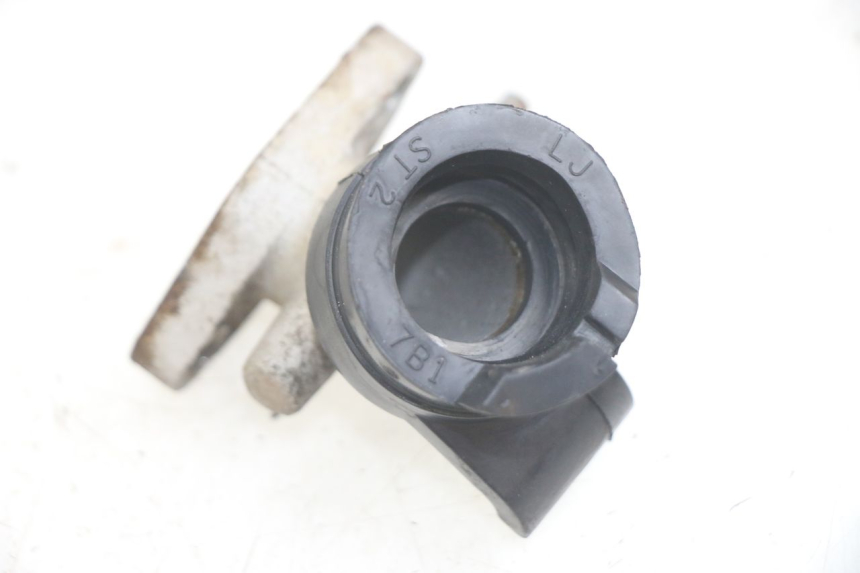 photo de TUBO DE ADMISSÃO TNT MOTOR FASTINO 4T 50 (2013 - 2019) - Zoom do estado de desgaste