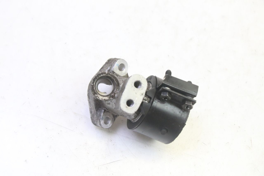 photo de TUBO DE ADMISSÃO HONDA FES S-WING SWING ABS 125 (2007 - 2015) - Zoom do estado de desgaste