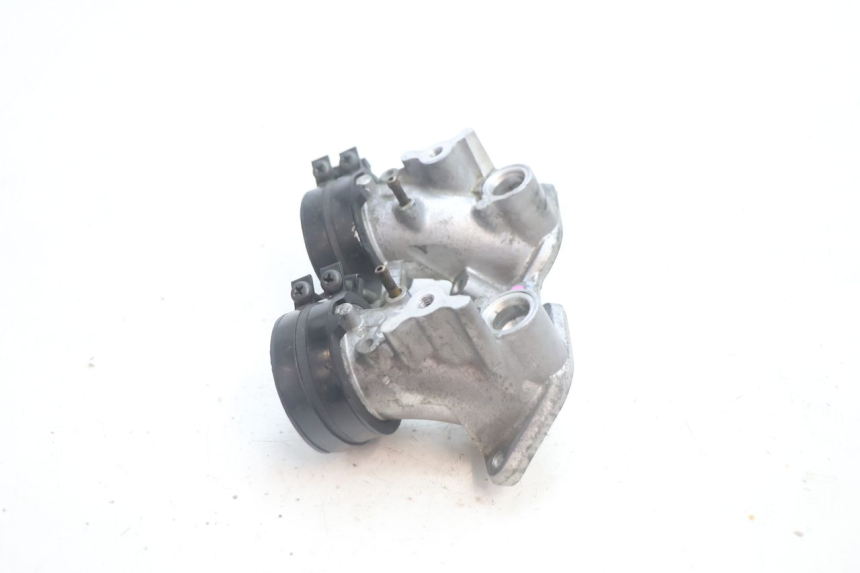 photo de TUBO DE ADMISSÃO HONDA FJS SILVER WING SILVERWING 400 (2005 - 2008) - Zoom do estado de desgaste