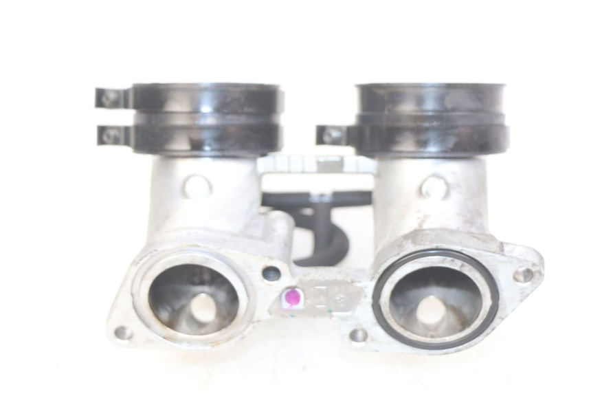 photo de TUBO DE ADMISSÃO HONDA FJS SILVERWING SILVER WING 400 (2009 - 2016) - Zoom do estado de desgaste