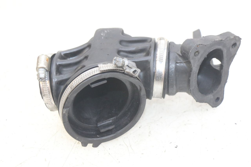 photo de TUBO DE ADMISSÃO GILERA GP 800 (2007 - 2013) - Zoom do estado de desgaste