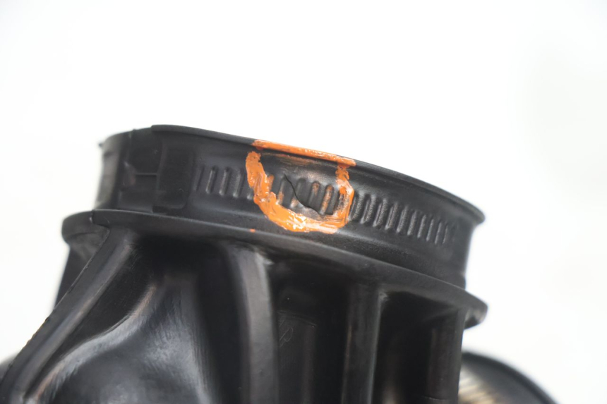 photo de TUBO DE ADMISSÃO GILERA GP 800 (2007 - 2013) - Estado da superfície