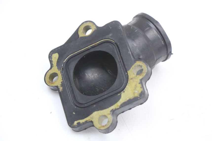 photo de TUBO DE ADMISSÃO TNT MOTOR GRIDO 2T 50 (2010 - 2019) - Zoom do estado de desgaste
