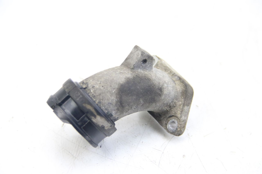 photo de TUBO DE ADMISSÃO YAMAHA HW XENTER 125 (2011 - 2017) - Outro ângulo de visão