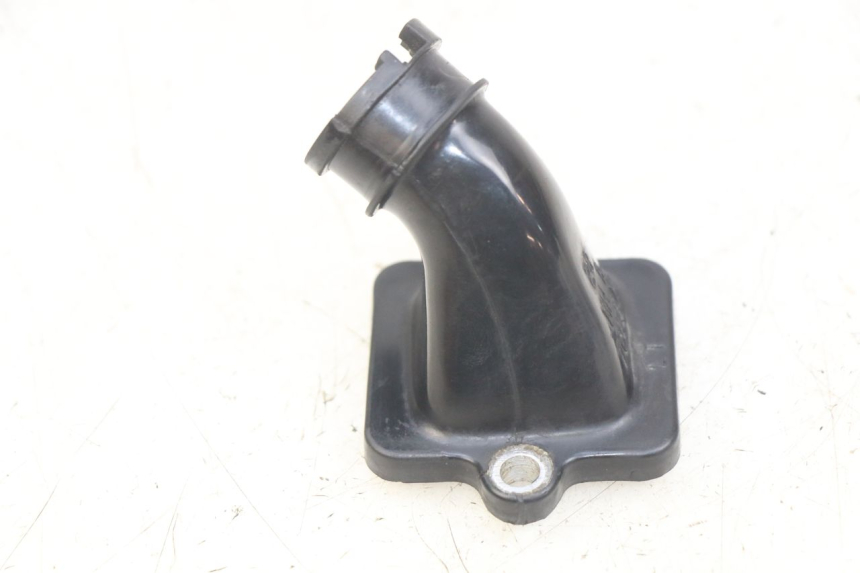 photo de TUBO DE ADMISSÃO PEUGEOT KISBEE 2T 50 (2010 - 2017) - Zoom do estado de desgaste