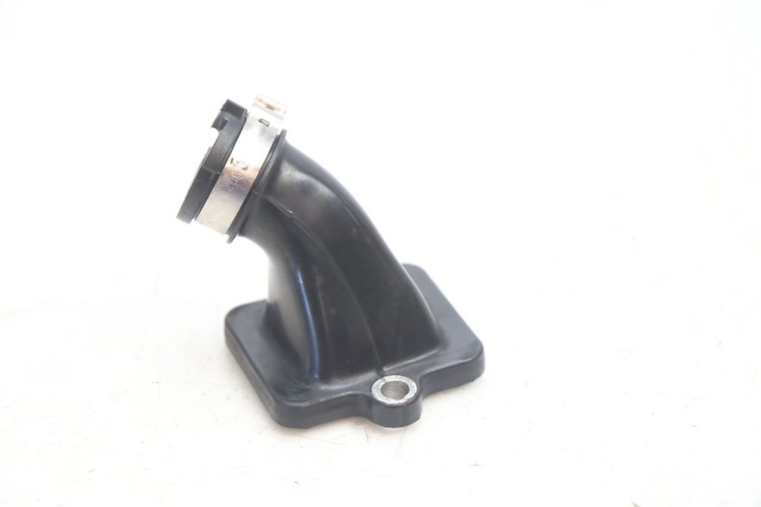 photo de TUBO DE ADMISSÃO PEUGEOT KISBEE 2T 50 (2010 - 2017) - Detalhe da peça