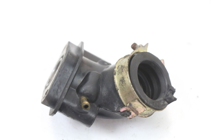 photo de TUBO DE ADMISSÃO PEUGEOT KISBEE 4T 50 (2010 - 2017) - Detalhe da peça