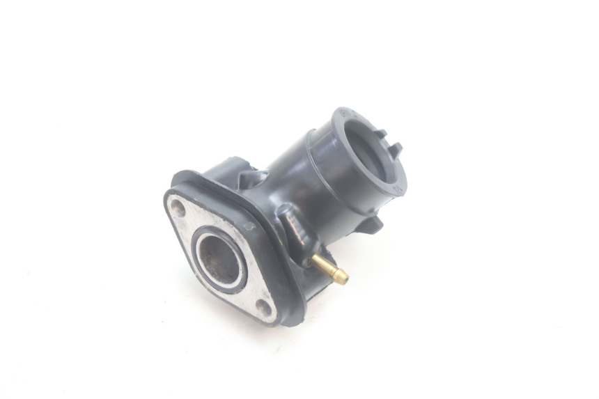 photo de TUBO DE ADMISSÃO PEUGEOT KISBEE 4T 50 (2010 - 2017) - Vista principal