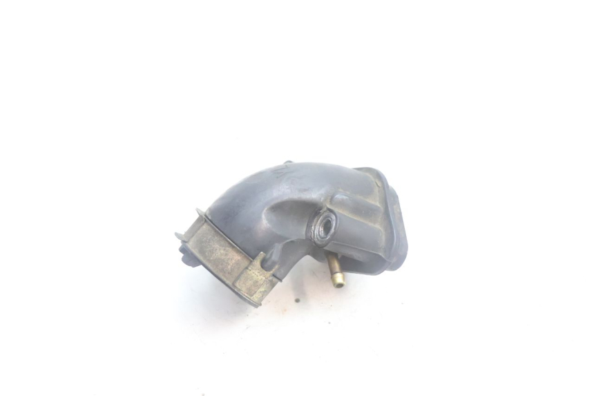 photo de TUBO DE ADMISSÃO PEUGEOT KISBEE 4T 50 (2010 - 2017) - Detalhe da peça