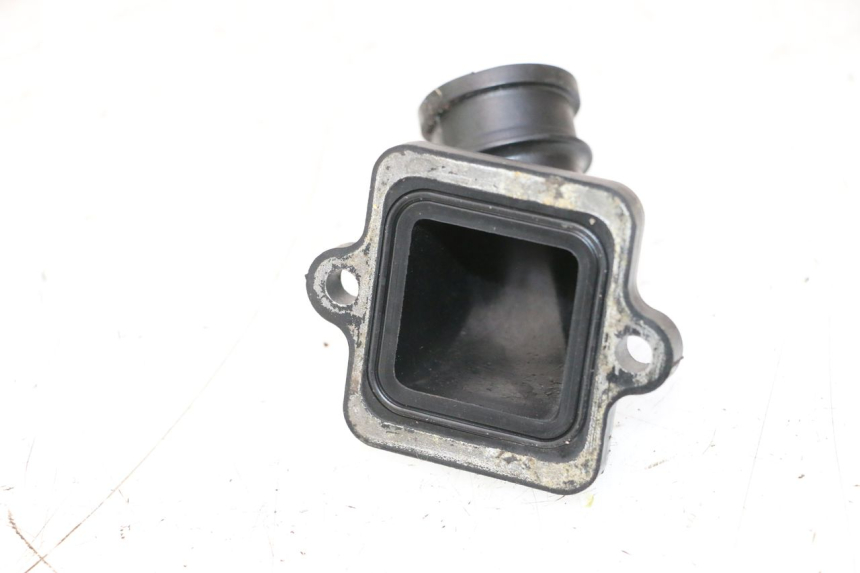 photo de TUBO DE ADMISSÃO PEUGEOT LUDIX ONE 50 (2004 - 2013) - Zoom do estado de desgaste