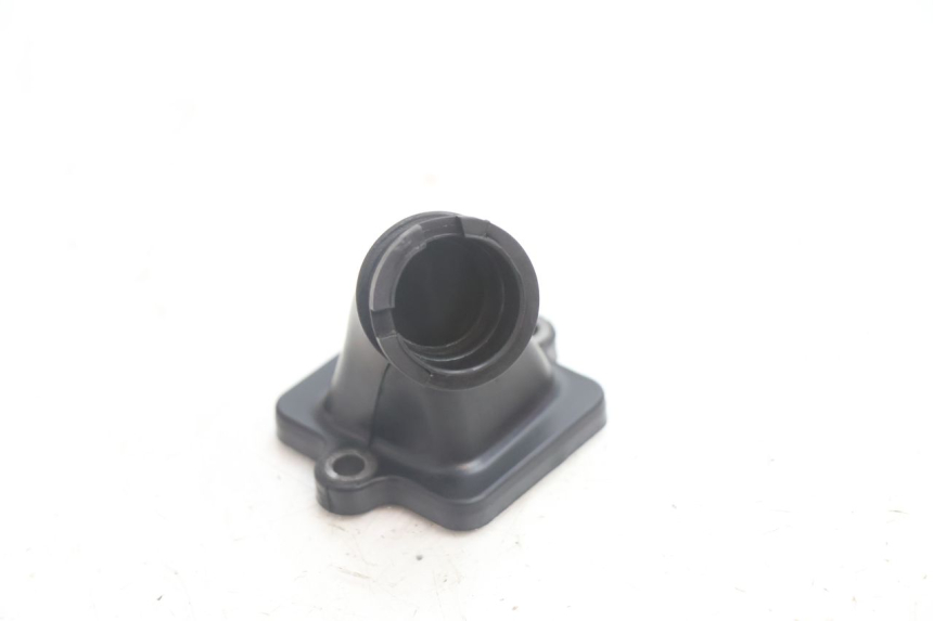photo de TUBO DE ADMISSÃO PEUGEOT LUDIX ONE 50 (2004 - 2013) - Zoom do estado de desgaste