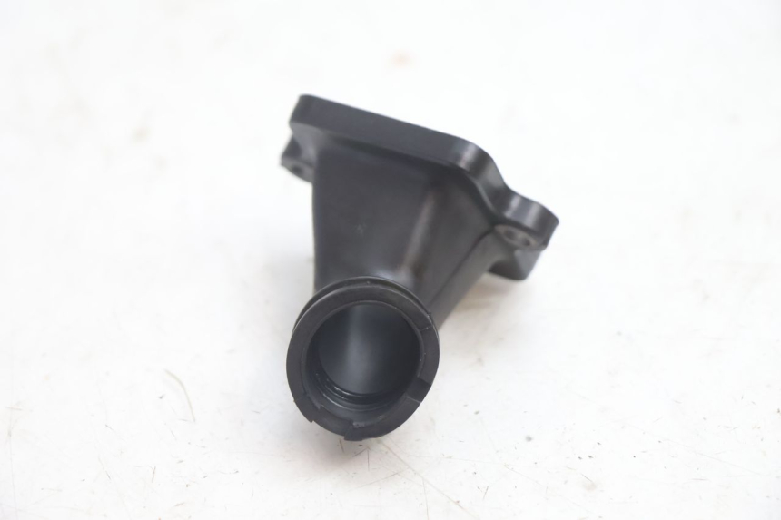 photo de TUBO DE ADMISSÃO PEUGEOT LUDIX ONE 50 (2004 - 2006) - Outro ângulo de visão