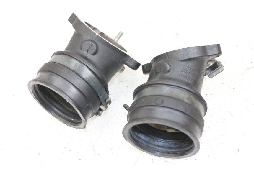 photo de TUBO DE ADMISSÃO MOTO GUZZI NORGE 8V GT 1200 (2011 - 2016) - Detalhe da peça