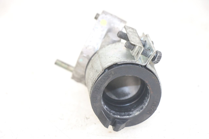photo de TUBO DE ADMISSÃO HONDA PCX (JF28) 125 (2009 - 2011) - Detalhe da peça
