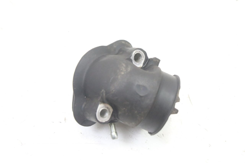photo de TUBO DE ADMISSÃO PEUGEOT VIVACITY 125 (2010 - 2017) - Detalhe da peça