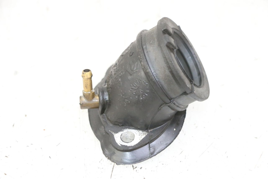 photo de TUBO DE ADMISSÃO PIAGGIO VESPA LX 150 (2005 - 2013) - Outro ângulo de visão